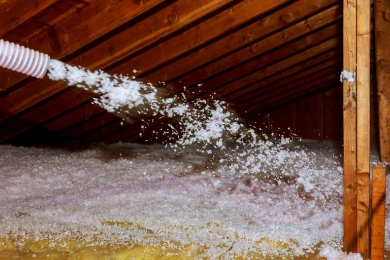 Pourquoi l'isolation des combles est essentielle à Ris-Orangis